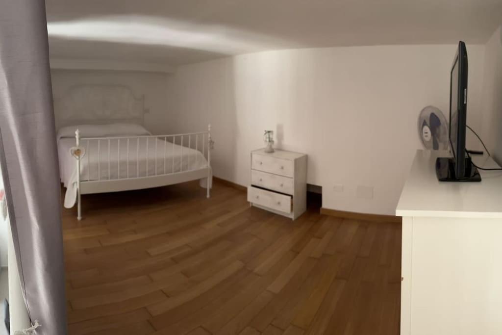 White House Apartment Naples