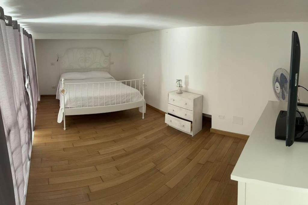 Apartment White House